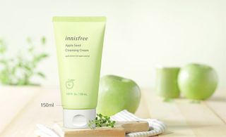 No. 7 - Apple Seed Cleansing Cream - 4