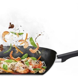 No. 1 - Chảo Tefal Excellence Wok G26919 - 4