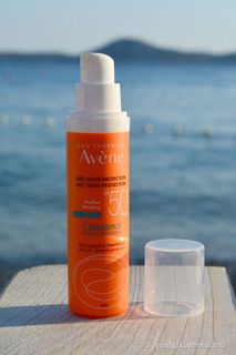 No. 2 - Very High Protection Cleanance Sunscreen SPF 50+ - 3
