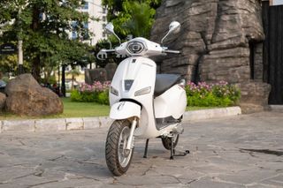 No. 6 - Xe Máy Điện JVC Vespa Vespa Platinum S - 3