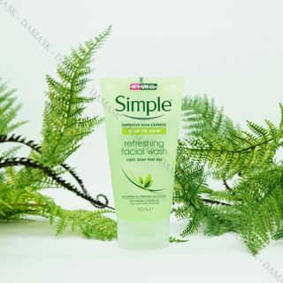 No. 6 - Sữa rửa mặt Simple Gel Kind To Skin - 3