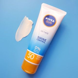 No. 7 - Nivea UV Face Shine Control SPF50 - 4