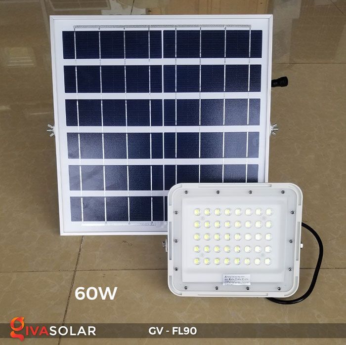 No. 1 - Đèn Pha LED Sử Dụng Năng Lượng Mặt TrờiGV-FL90 - 2