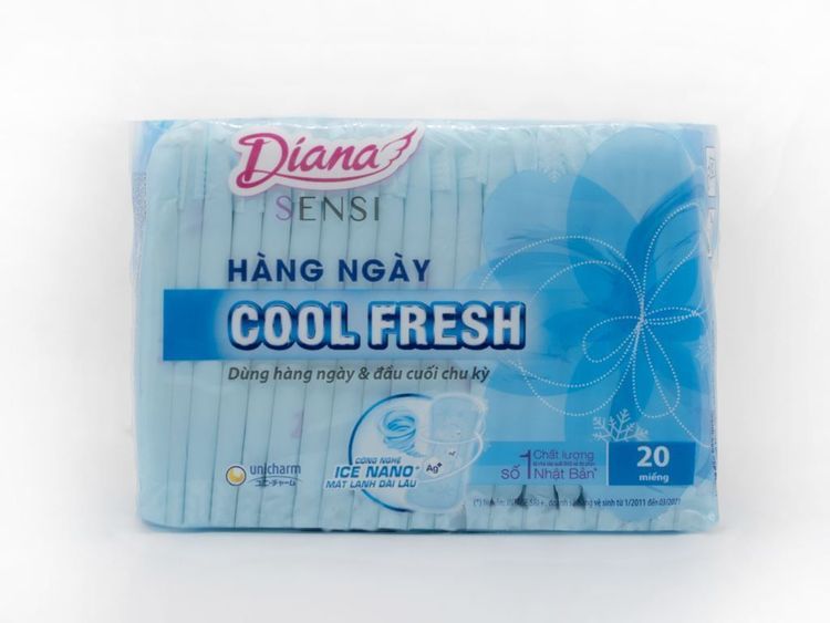 No. 4 - Băng Vệ Sinh Hàng Ngày Diana Sensi Cool Fresh20 miếng - 4