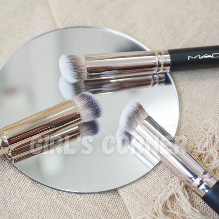 No. 2 - Cọ Che Khuyết Điểm M.A.C Synthetic Mini Rounded Slant Brush270S - 5