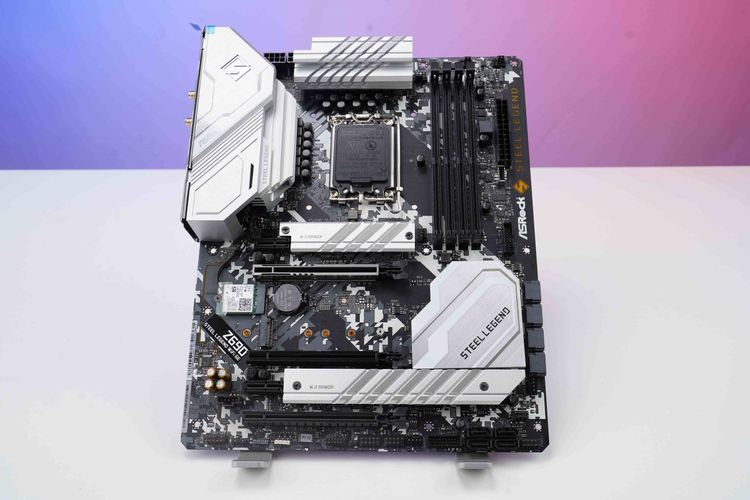 No. 1 - ASROCK Z690 Steel Legend WiFi 6E - 3