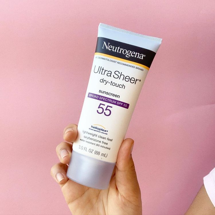 No. 6 - Kem Chống Nắng Neutrogena Ultra Sheer Dry Touch Broad Spectrum SPF 55 - 6
