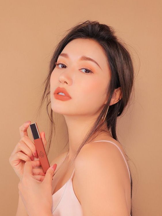 No. 2 - 3CE Cloud Lip Tint Beige Avenue - 3