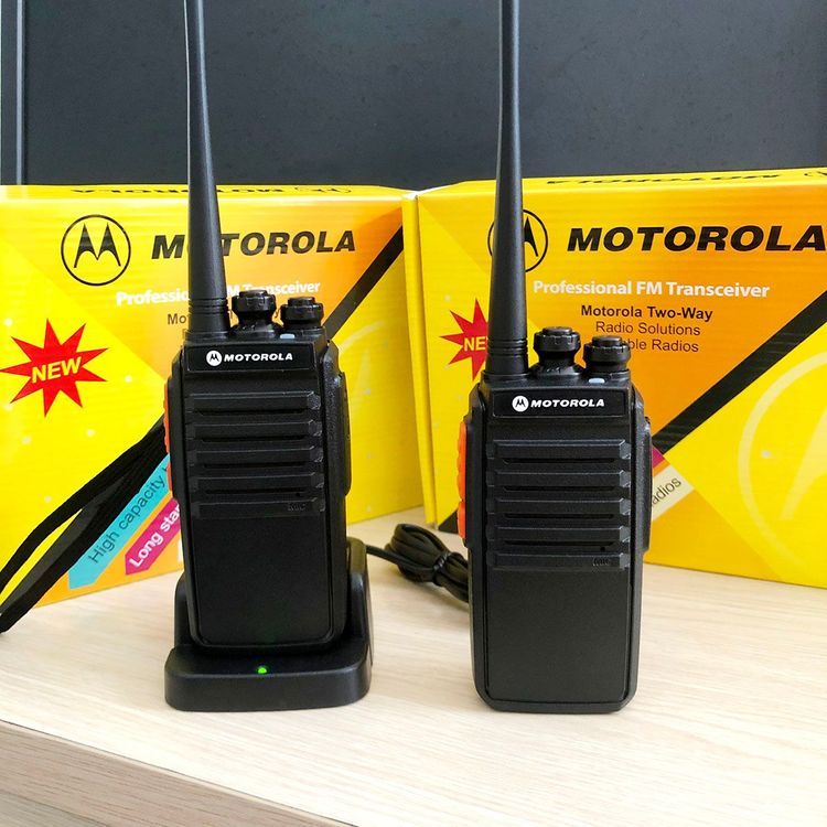 No. 7 - Bộ Đàm Motorola XPR-700EXPR-700E - 3