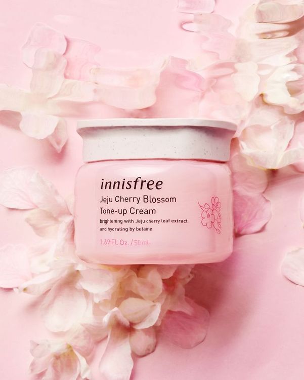 No. 1 - Kem Dưỡng innisfree Jeju Cherry Blossom - 2