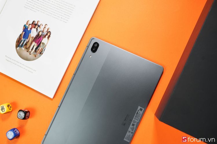 No. 1 - LENOVO Tab P11 2021 - 3