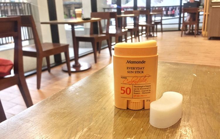 No. 7 - Mamonde Everyday Sun Stick - 2