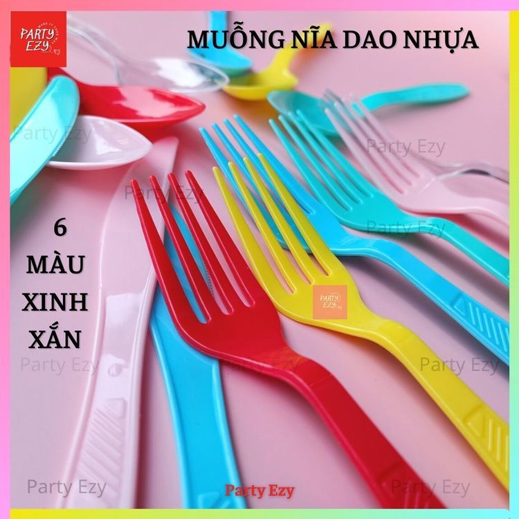 No. 3 - Nĩa Party - 3