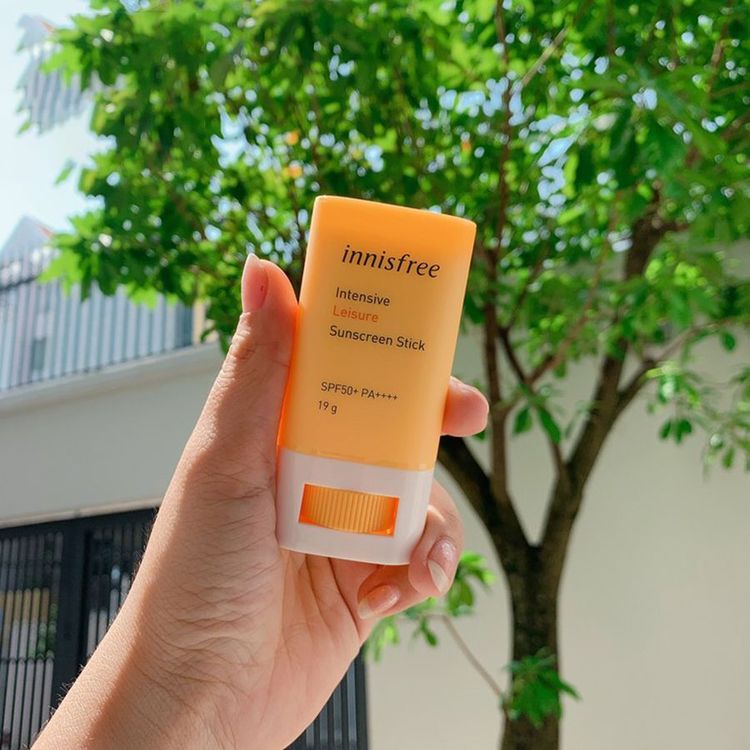 No. 3 - Kem Chống Nắng Dạng Thỏi Intensive Leisure Sun Stick - 1