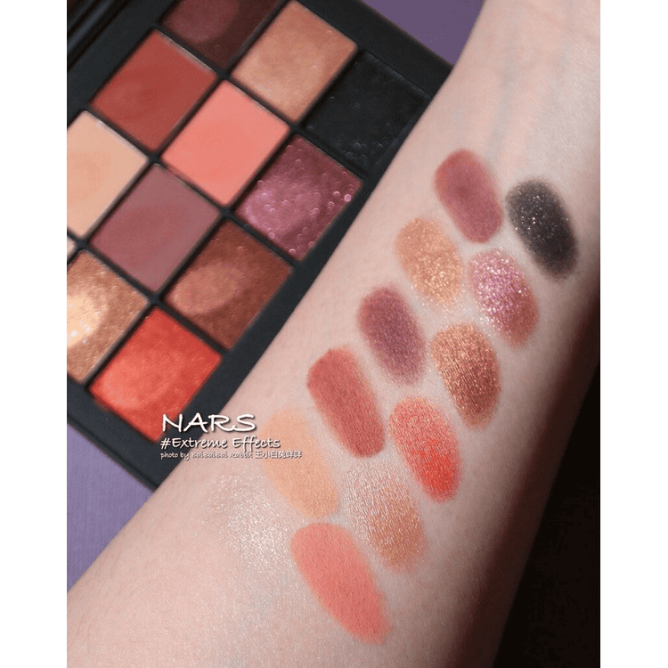 No. 1 - NARS Extreme Effects Eyeshadow Palette - 1